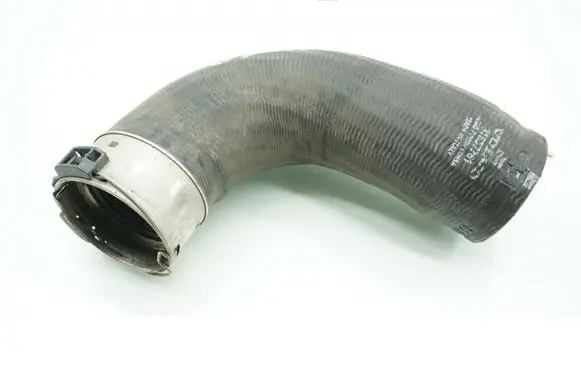 Volvo V60 Air intake hose/pipe 31657761