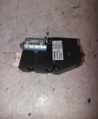 Mercedes-Benz C AMG W204 Sunroof motor/actuator A2079006600