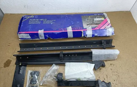 Peugeot 807 Bicycle carrier rack 961753