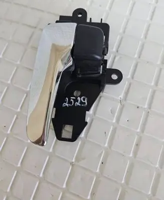 Mitsubishi Outlander Rear door interior handle MN105359
