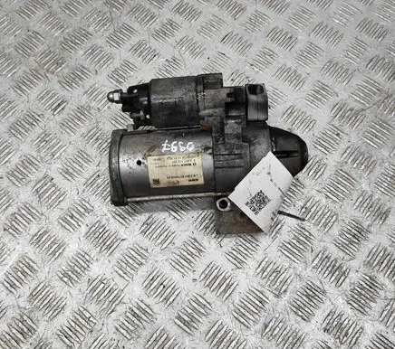 BMW 1 F20 F21 Starter motor 0001172201 8570849