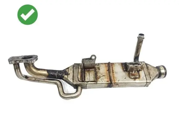 Mercedes-Benz CLS C219 EGR valve cooler 16421400175 0529500588 117000000000