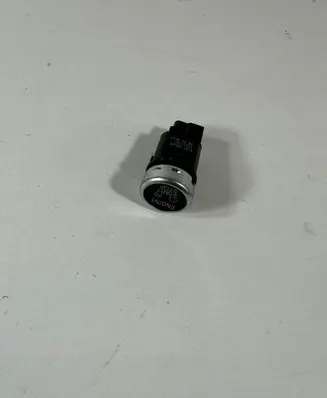 Ford Kuga II Engine start stop button switch 