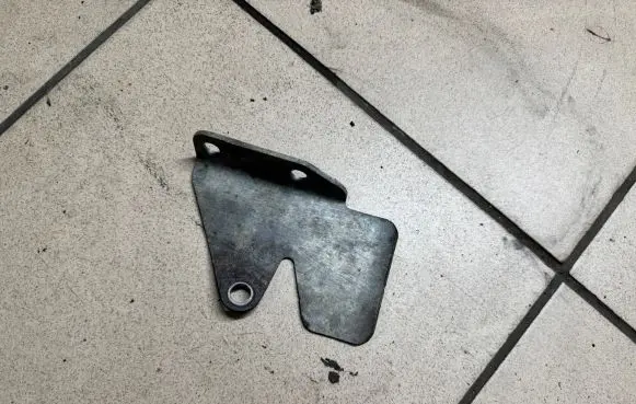 BMW 5 F10 F11 Engine mount bracket S460MC