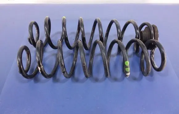Volkswagen Cross Polo Rear coil spring