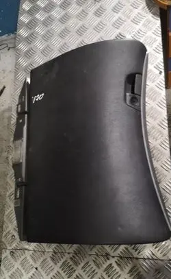 Volvo V70 Glove box sb148738