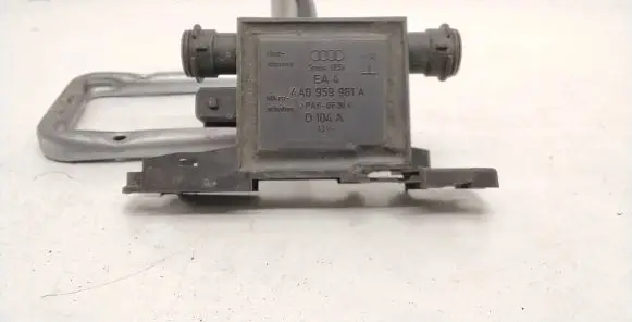 Audi A4 S4 B5 8D Door control unit/module 4A0959981A D104A