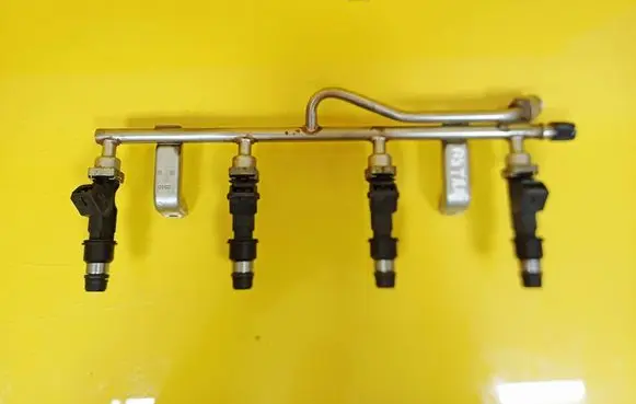 Opel Astra G Fuel main line pipe 25313846
