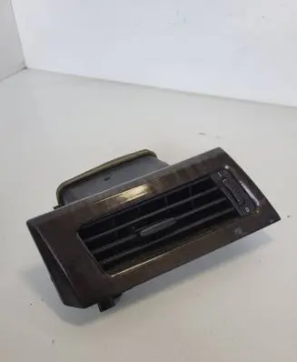 BMW 5 E60 E61 Dash center air vent grill 141218