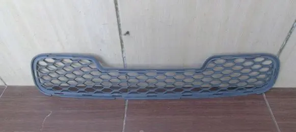 Hyundai Santa Fe Front bumper upper radiator grill 8651326900