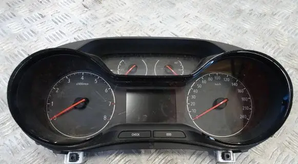 Opel Grandland X Speedometer (instrument cluster) 9822637980