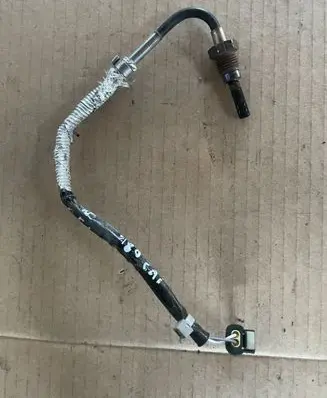 Mercedes-Benz B W246 W242 Exhaust gas temperature sensor A0009056704