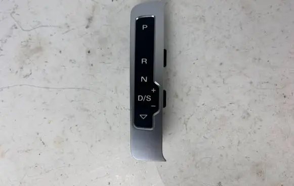 Audi Q5 SQ5 Gear shift selector indicator 8R1713463