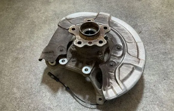 BMW X5 G05 Rear wheel hub spindle/knuckle 687665403R