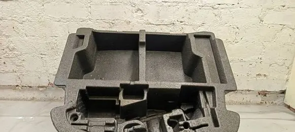 Skoda Octavia Mk3 (5E) Tool box 5E5863957A