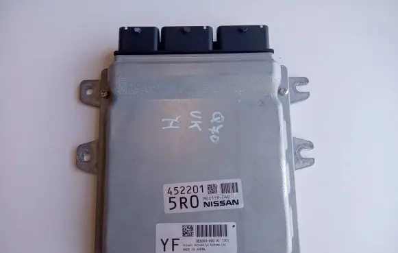 Infiniti Q70 Y51 Engine control unit/module ECU MEC119-040 BEM393-000 284B1-1MF1A