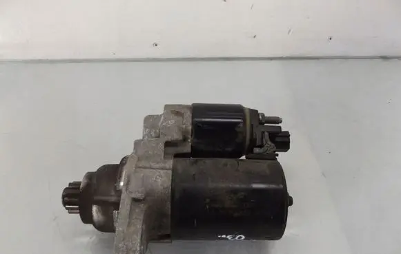 Volkswagen Golf V Starter motor