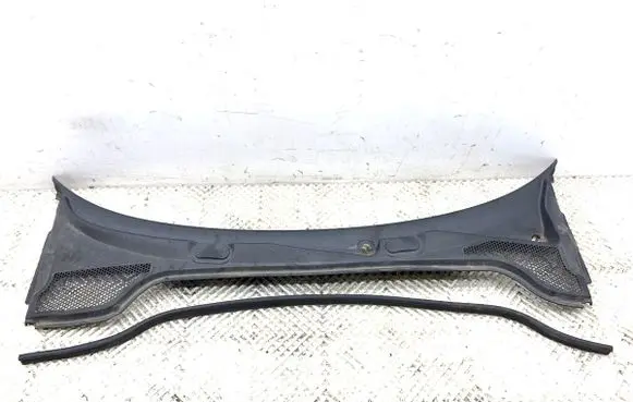 Wiper trim