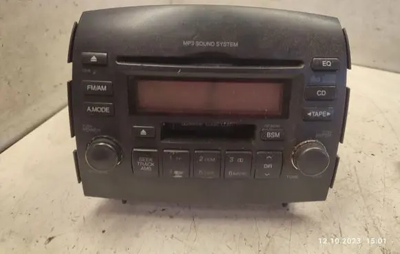 Hyundai Sonata Radio/CD/DVD/GPS head unit 961803K200