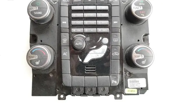 Volvo S60 Climate control unit 30795265 M4392200396 10W39E117