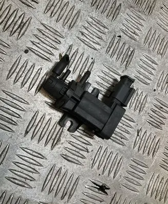 Citroen C4 I Picasso Turbo solenoid valve 9652570180