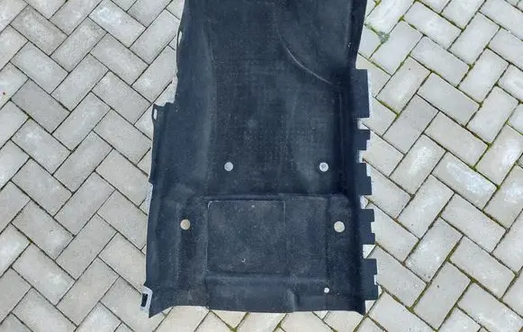 Volkswagen Touran I Front floor carpet liner 1T1863368E07N