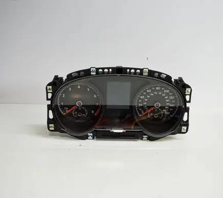 Volkswagen Golf VII Speedometer (instrument cluster) 5G1920940D