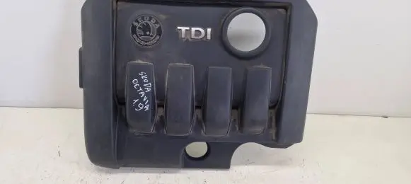 Skoda Octavia Mk2 (1Z) Engine cover (trim) 03G103925K
