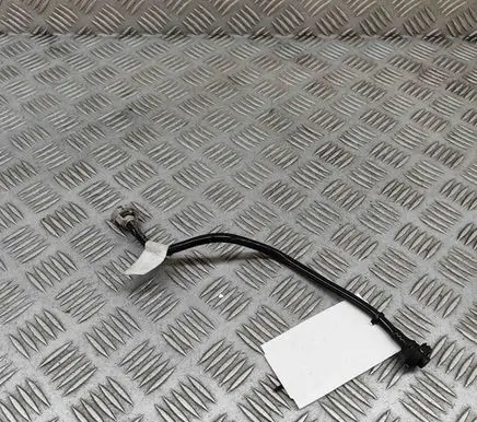 Engine coolant pipe/hose