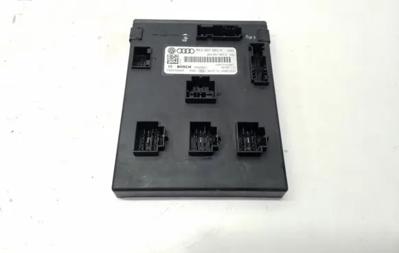 Audi A4 S4 B8 8K Comfort/convenience module 8K0907063K