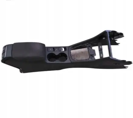 Audi Q3 8U Center console 