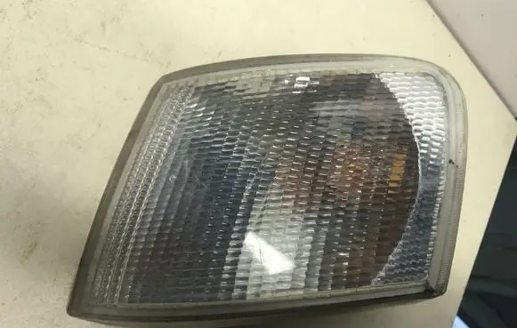Ford Escort Front indicator light 91AG13369CA