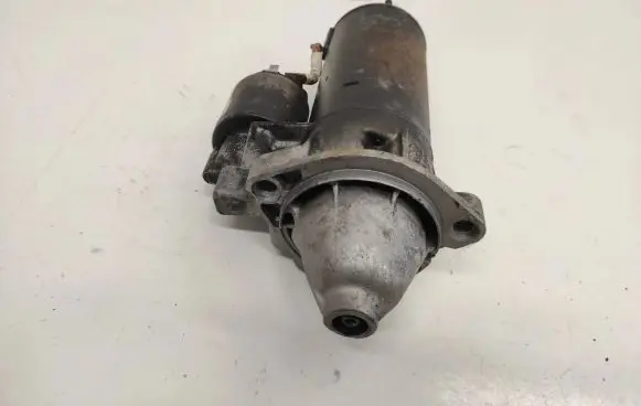 Audi A6 S6 C4 4A Starter motor 068911024BX
