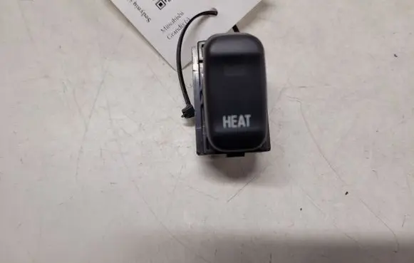 Mitsubishi Grandis Seat heating switch 61180