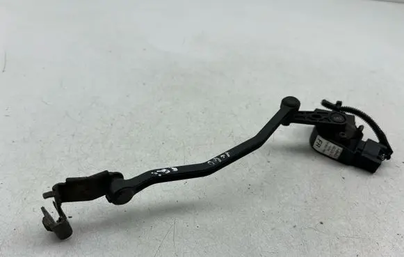 Volvo V60 Headlight/headlamp level sensor BL3KA