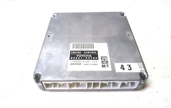 Toyota Avensis Verso Engine control unit/module 8966144300