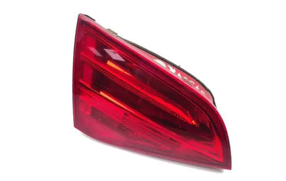 Audi A4 S4 B8 8K Tailgate rear/tail lights 21969002