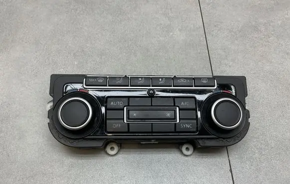 Volkswagen Tiguan Climate control unit 5K0907044GJ