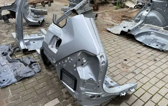 Toyota RAV 4 (XA50) Rear quarter panel