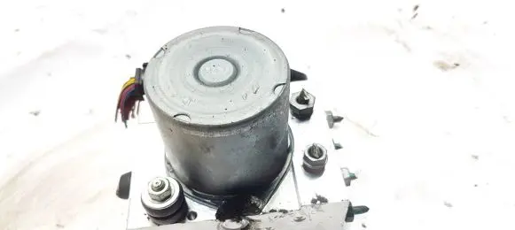 Land Rover Discovery 3 - LR3 ABS Pump 0265234074 srb500164