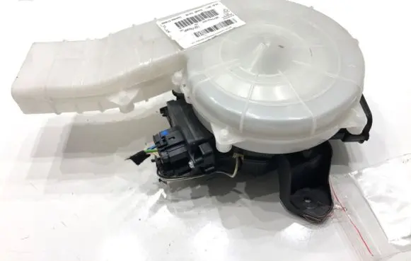 Citroen C4 II Picasso Heater fan/blower A43002600