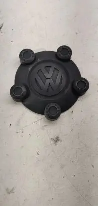 Volkswagen Caddy Original wheel cap 2k0601169
