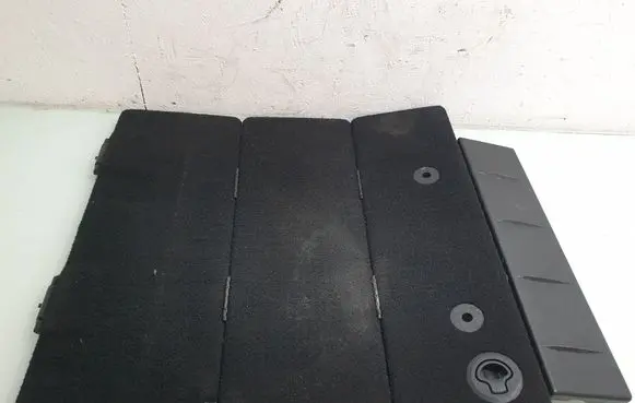 Dodge Grand Caravan Second row seat mat 05028624AD
