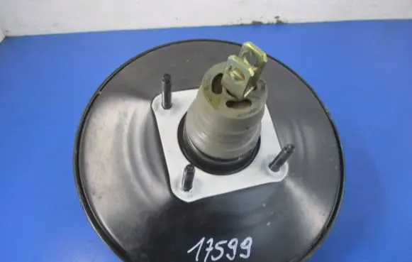 Ford Fiesta Brake booster 4S612B195KA