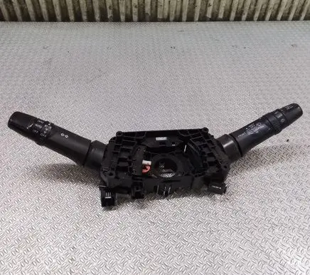 Mitsubishi ASX Wiper turn signal indicator stalk/switch 8617A012