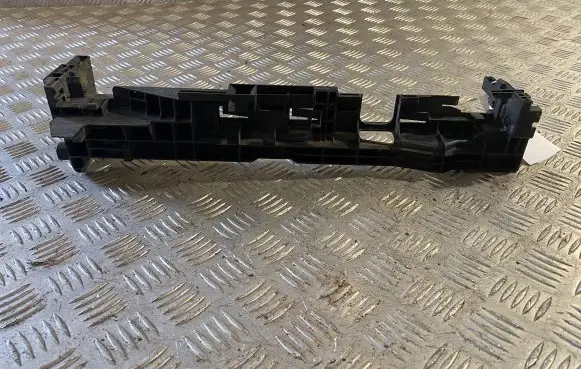 Mercedes-Benz E W213 Radiator mount bracket A0995041800