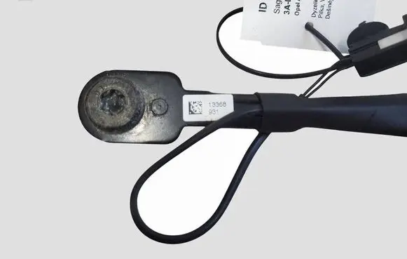 Opel Astra J Front seatbelt buckle 13367897 13368931