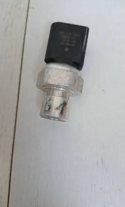 Audi A3 S3 8V Air conditioning (A/C) pressure sensor 5Q0959126A 82CP6801