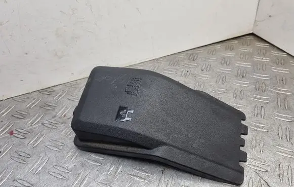 Volvo V70 Fuse box cover 6G9T14A076LA