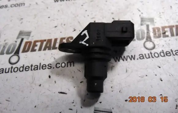 Mitsubishi Space Star Camshaft position sensor 8200038472